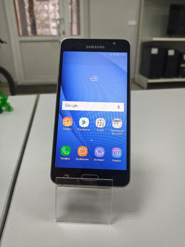 Мобильный телефон Samsung j5 2016 