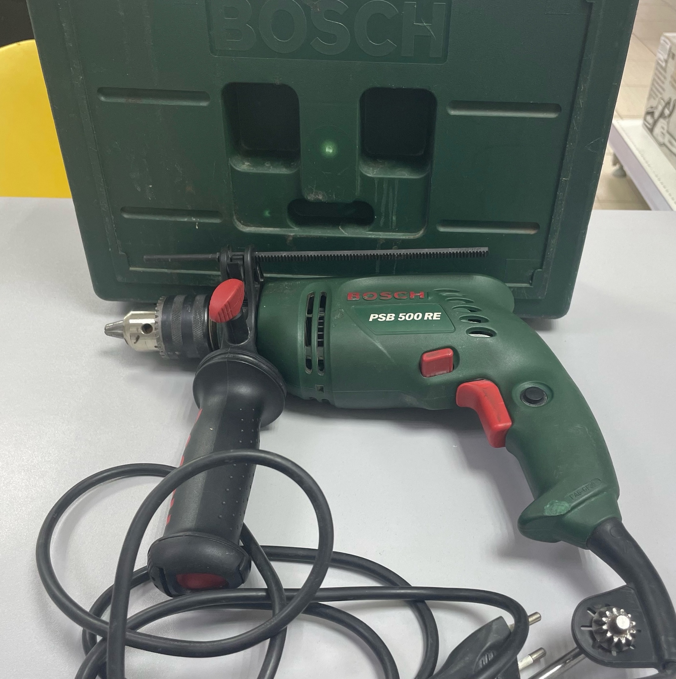 Дрель BOSCH