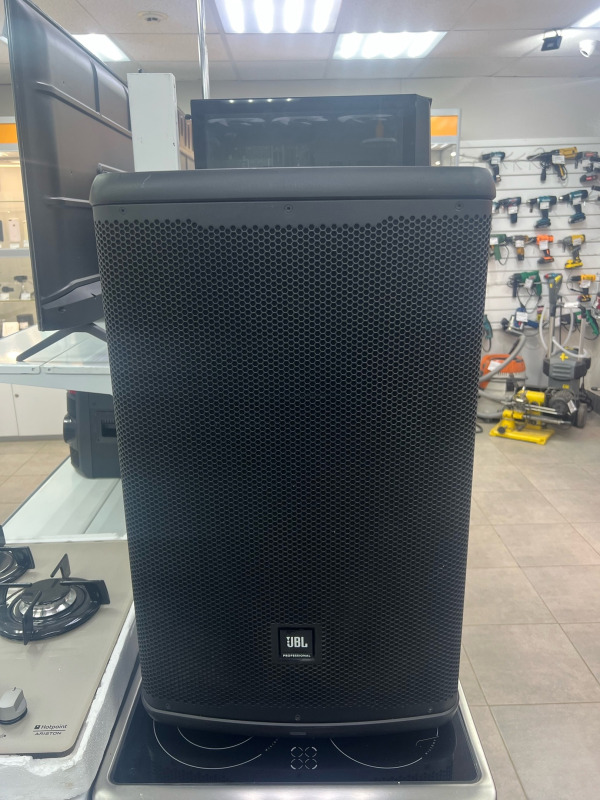 Колонка JBL EON 715